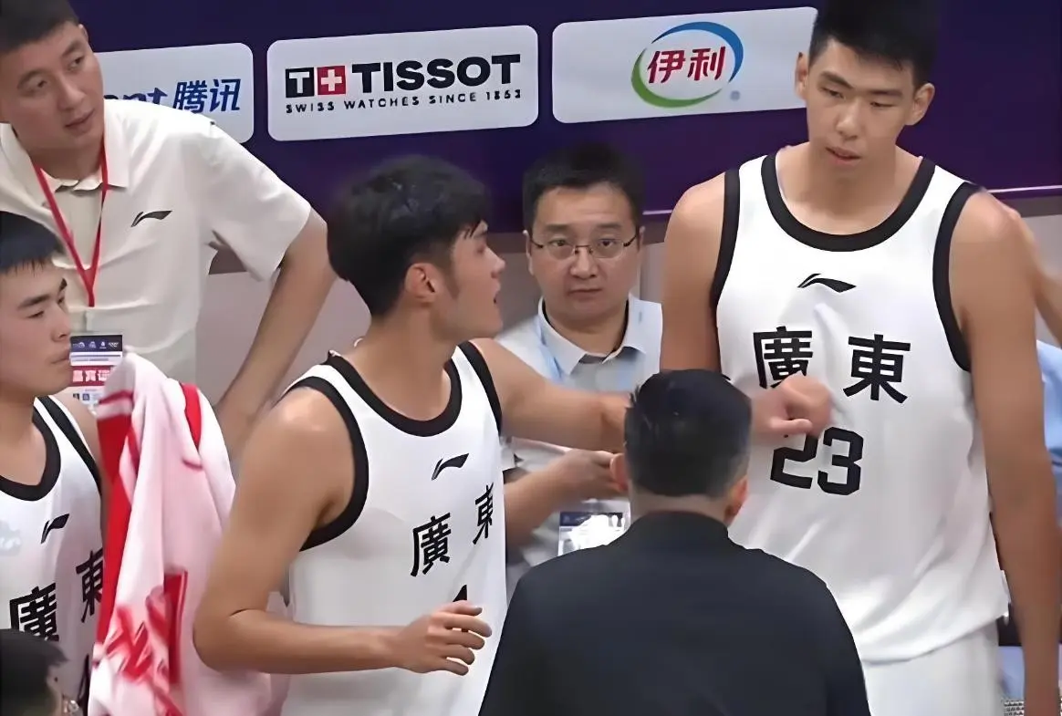 继续保持出, 事不断