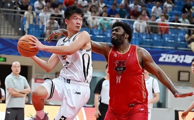 广州龙狮这 广州龙狮这